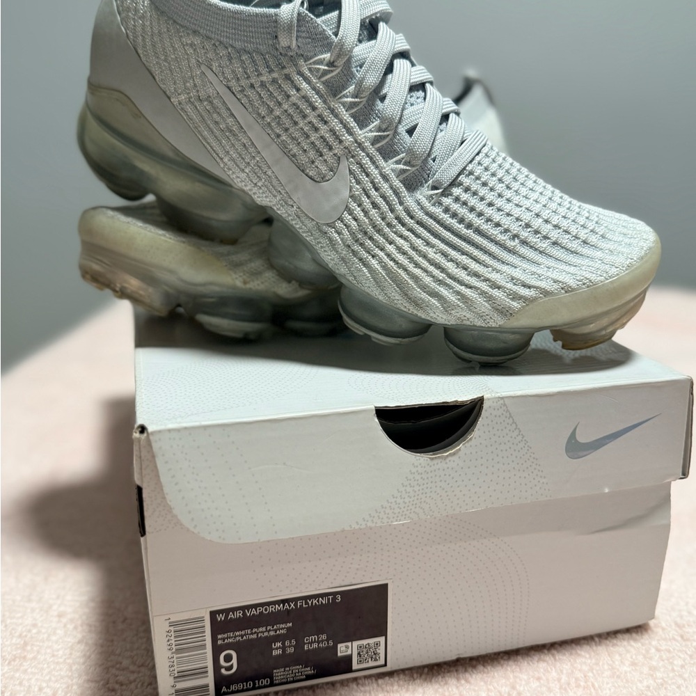 Nike Air VaporMax Flyknit 3 Silver Sneakers